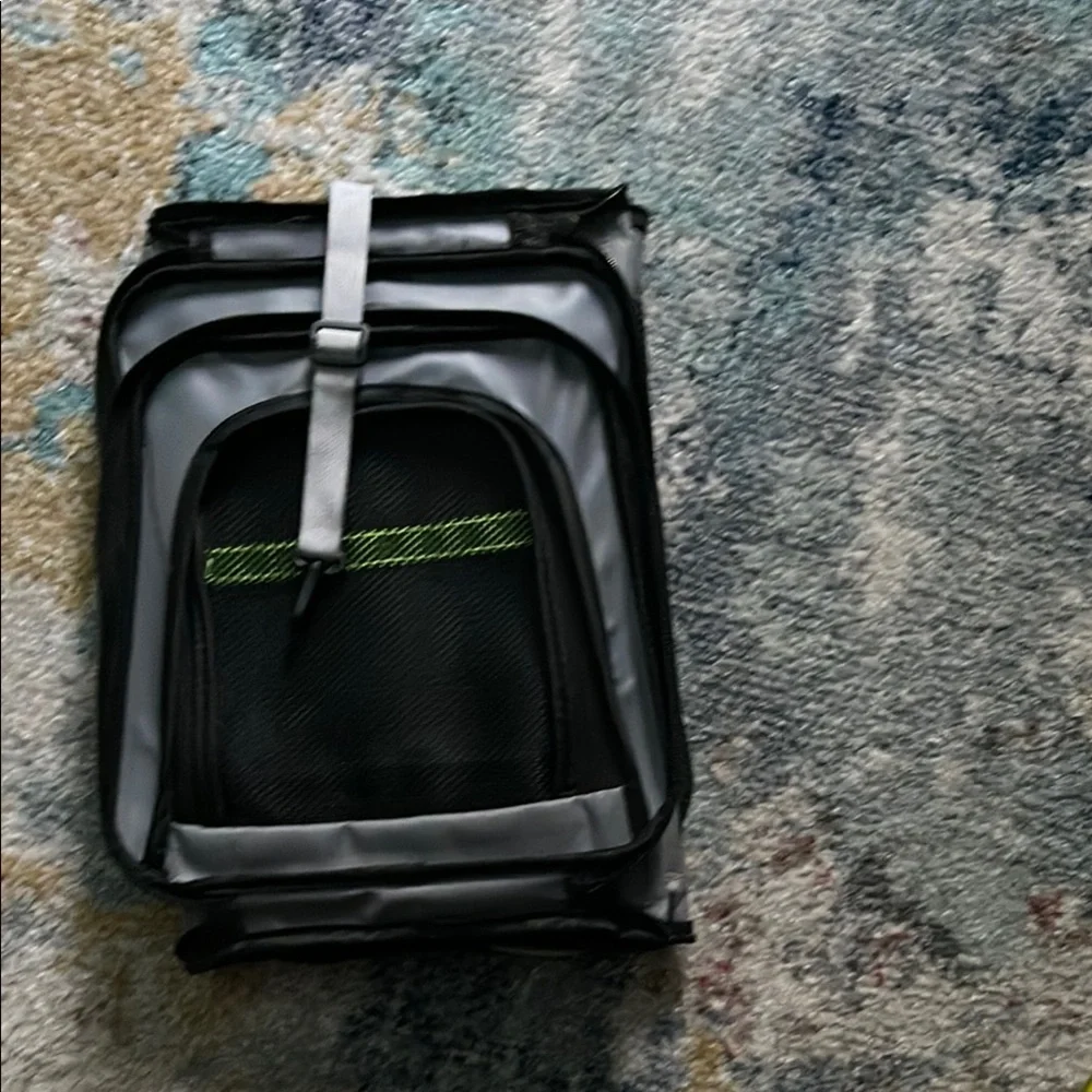 Gray and Black pet Carrier with Ventilated Panel